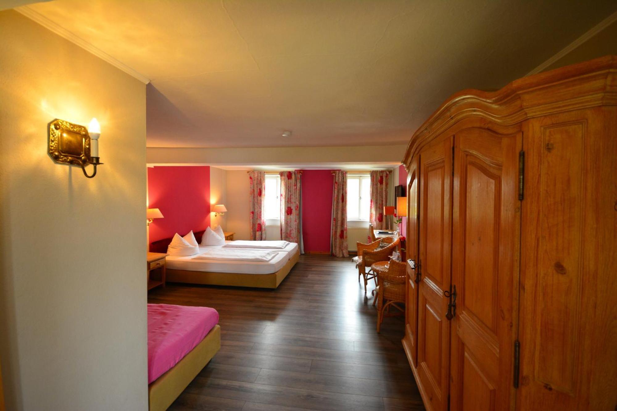 Landhotel Schloss Buttenheim Buitenkant foto